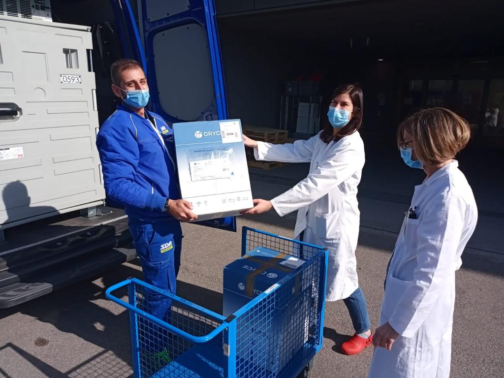 Ospedale di Bussolengo, le Poste consegnano le prime 15.700 dosi di vaccini Novavax