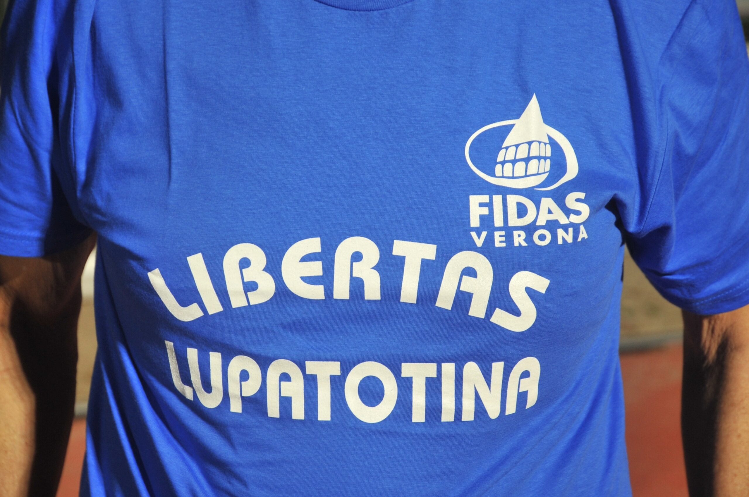 Il logo di Fidas Verona sulle magliette della Polisportiva Libertas Lupatotina 
