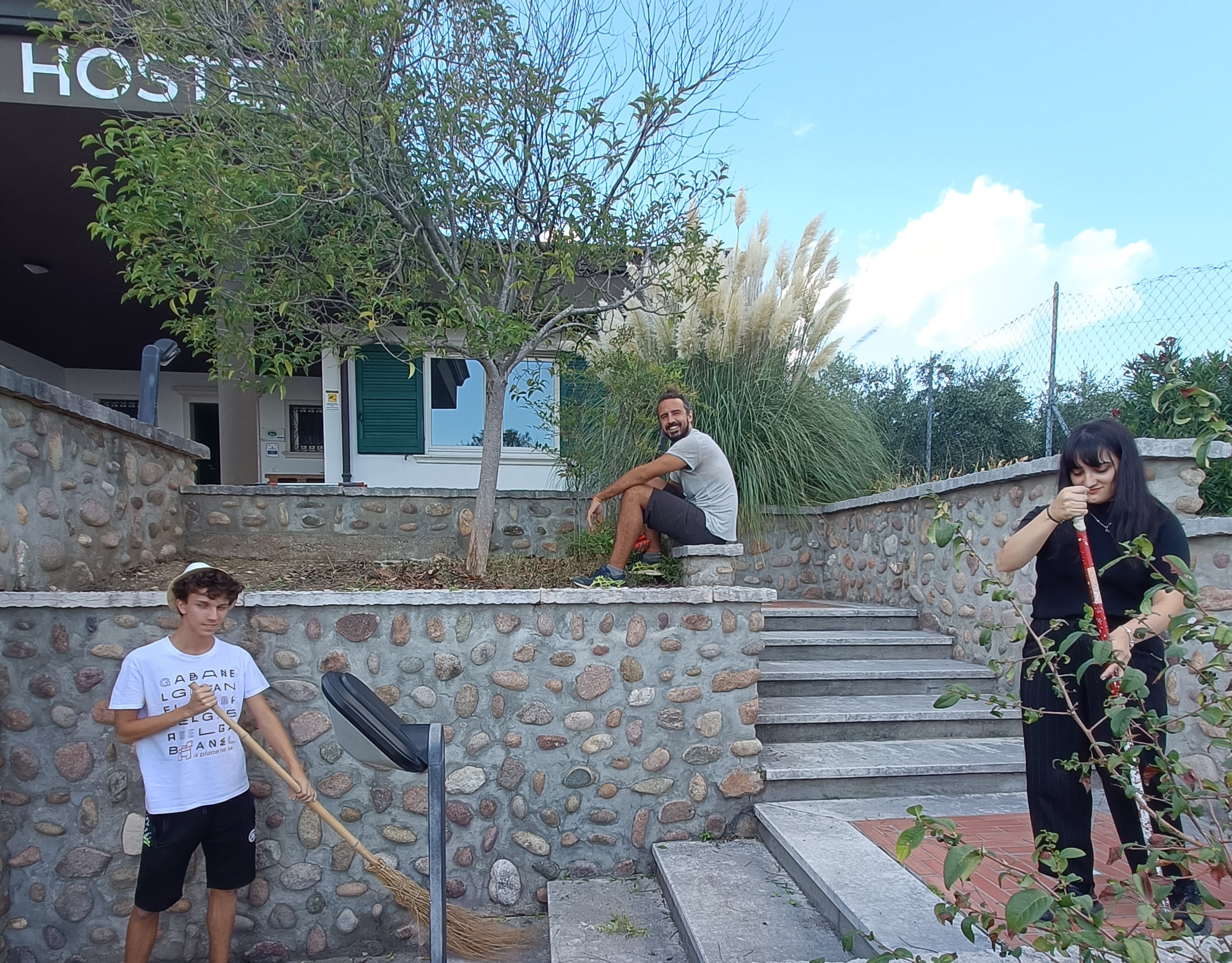 Gabanel Bike Hostel e cooperativa Hermete al centro del crowdfunding di Intesa Sanpaolo: 100mila€ per riportare attivi i Neet della Valpolicella