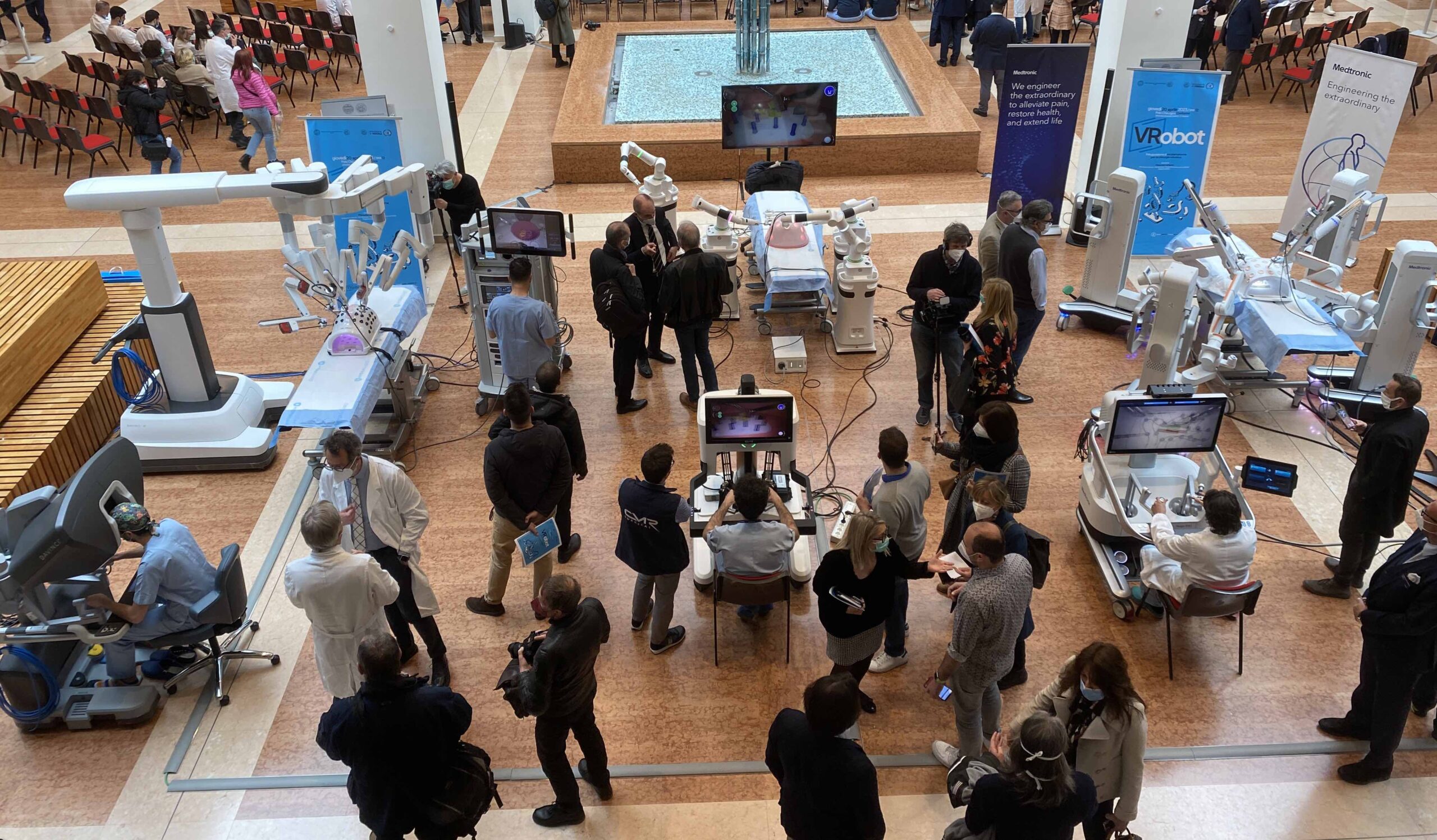 Verona all’avanguardia nella chirurgia robotica. Presentate all’Ospedale di Borgo Trento tre piattaforme per gli interventi mini invasivi