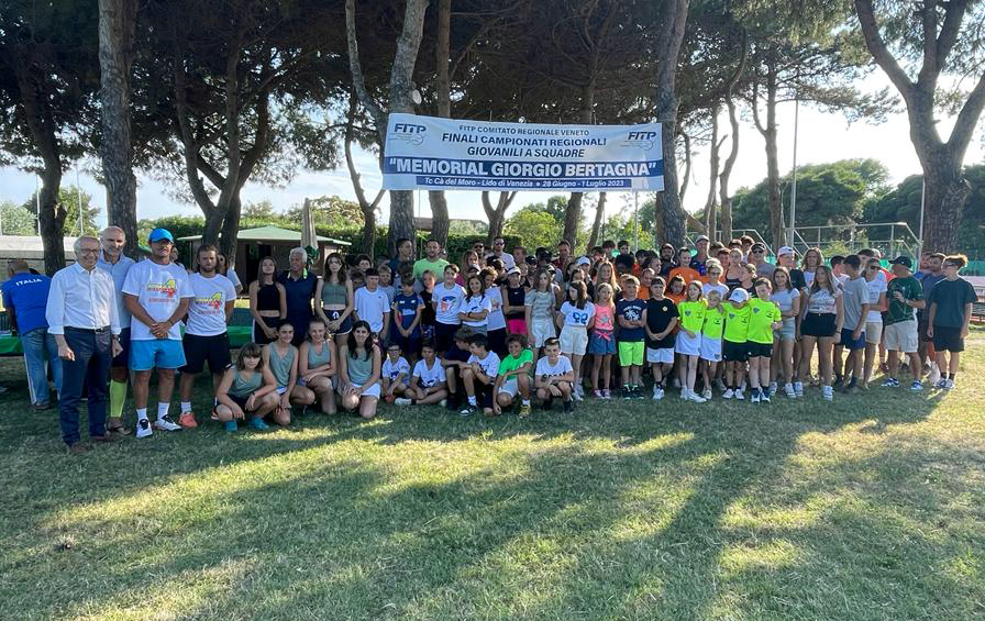 Tennis giovanile: l’Under 12 dell’At Villafranca è campione regionale!