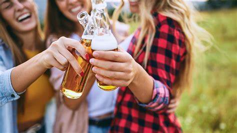 Sommacampagna, stop all’abuso di alcolici: sino al 30 settembre è divieto di consumo all’aperto