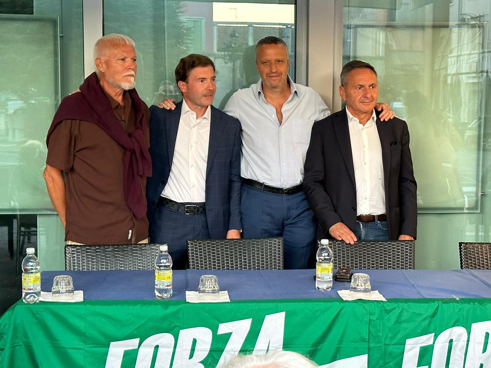 Forza Italia, Flavio Tosi allarga la rete: al via i circoli di Cerea e Casaleone