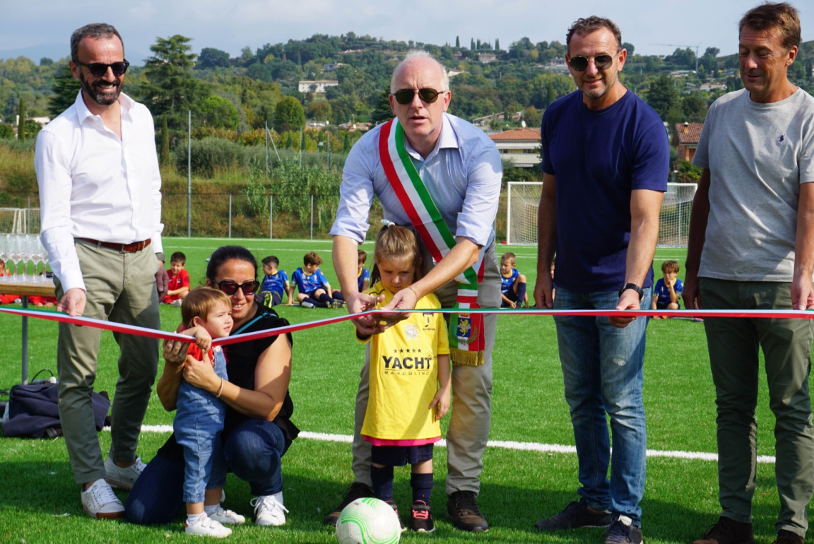 Bardolino: inaugurato il nuovo campo di calcio coi fondi PNRR
