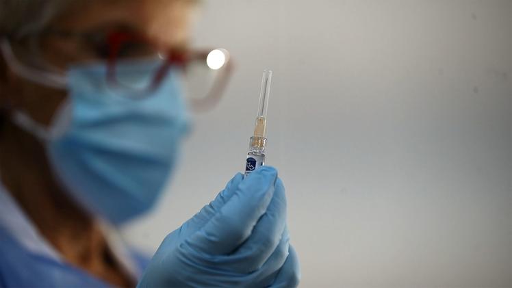 Influenza e Covid-19, sono state 18mila le vaccinazioni della campagna 2024 di Federfarma